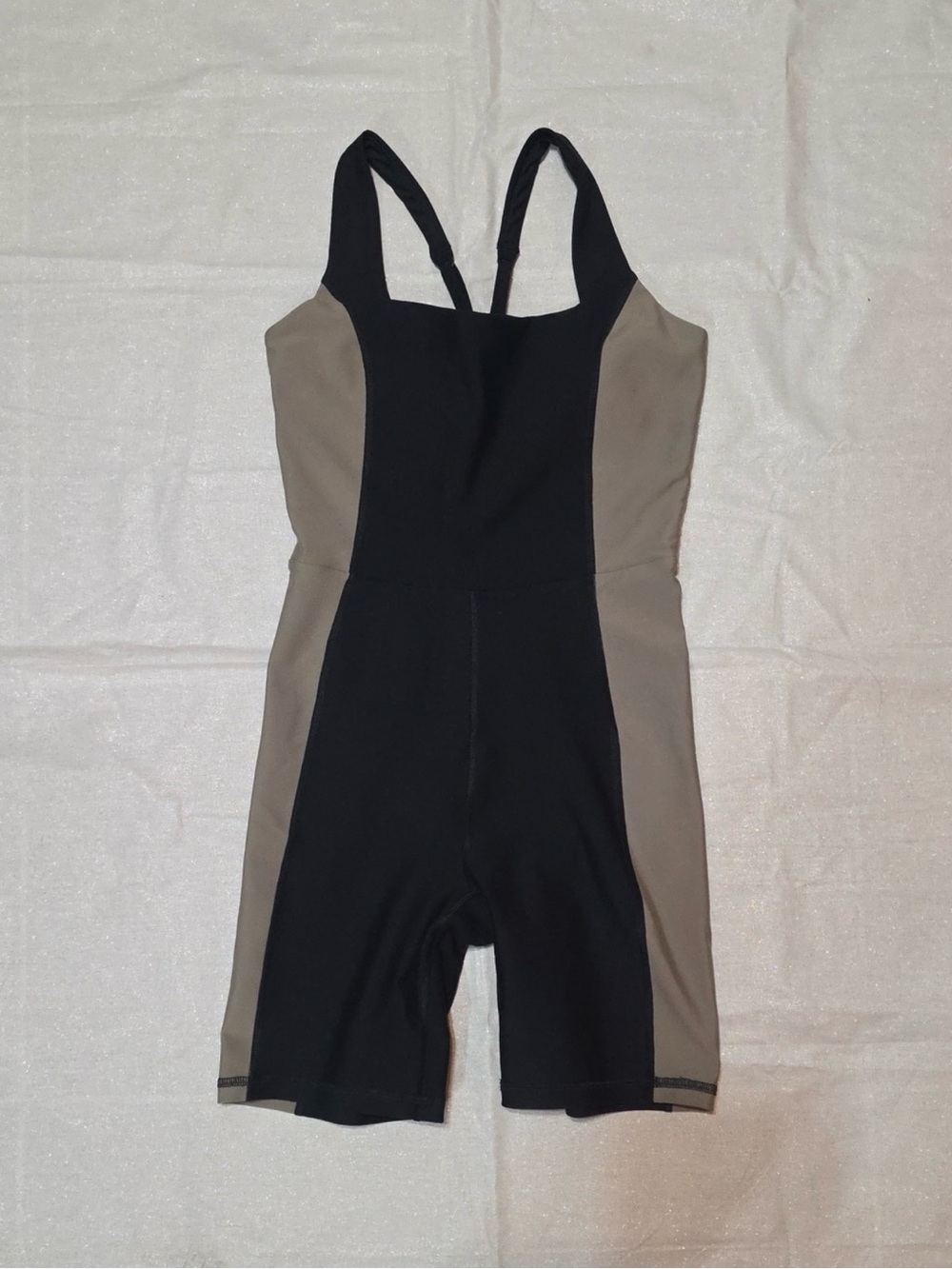 Abercrombie & Fitch Workout Set - Picture 3 of 3